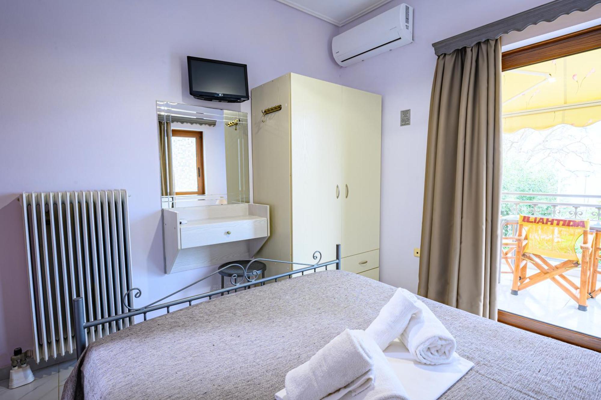 Iliahtida Apartments Ровіес Екстер'єр фото