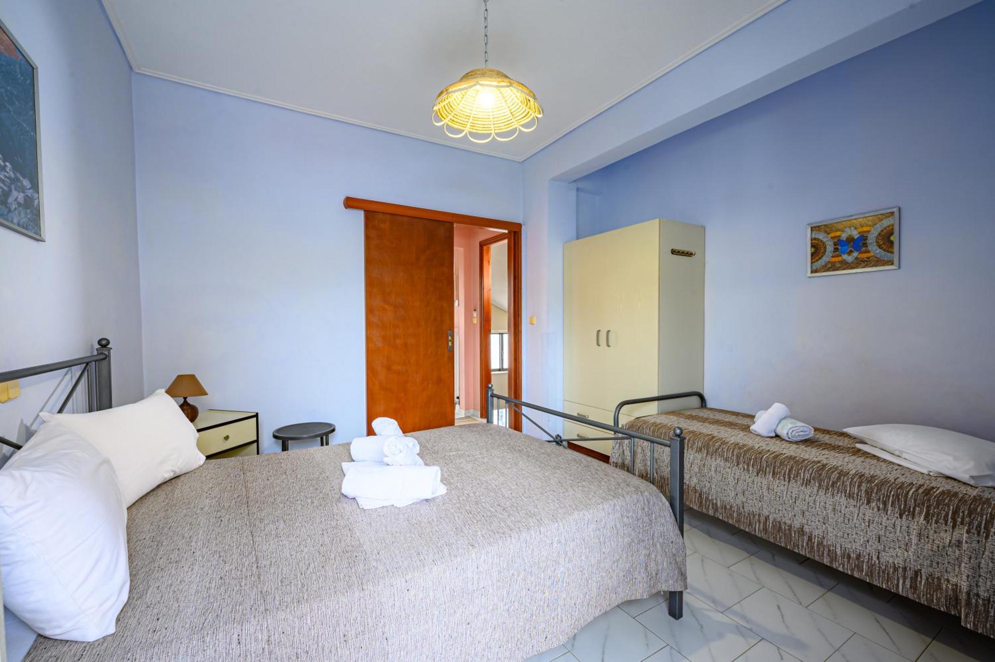 Iliahtida Apartments Ровіес Екстер'єр фото