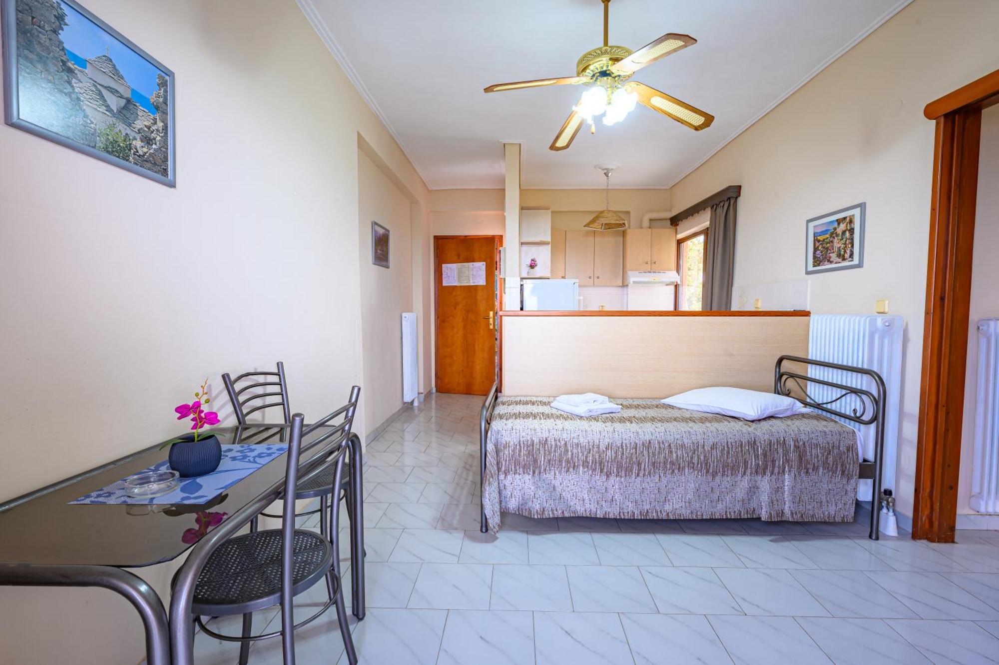 Iliahtida Apartments Ровіес Екстер'єр фото